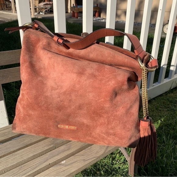 Michael Kors Elyse Large Suede Shoulder Bag - Picture 1 of 12